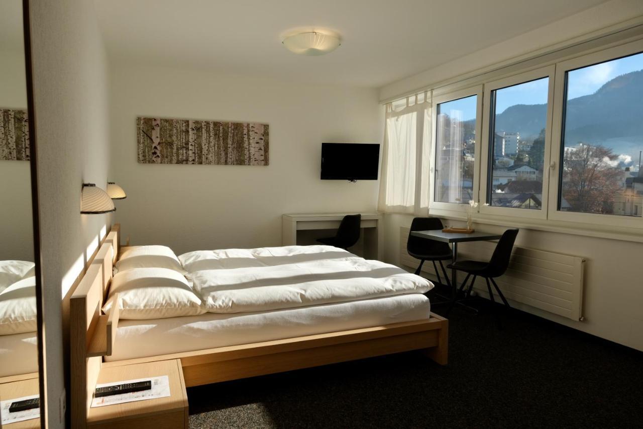 מוטייה Hotel Oasis מראה חיצוני תמונה