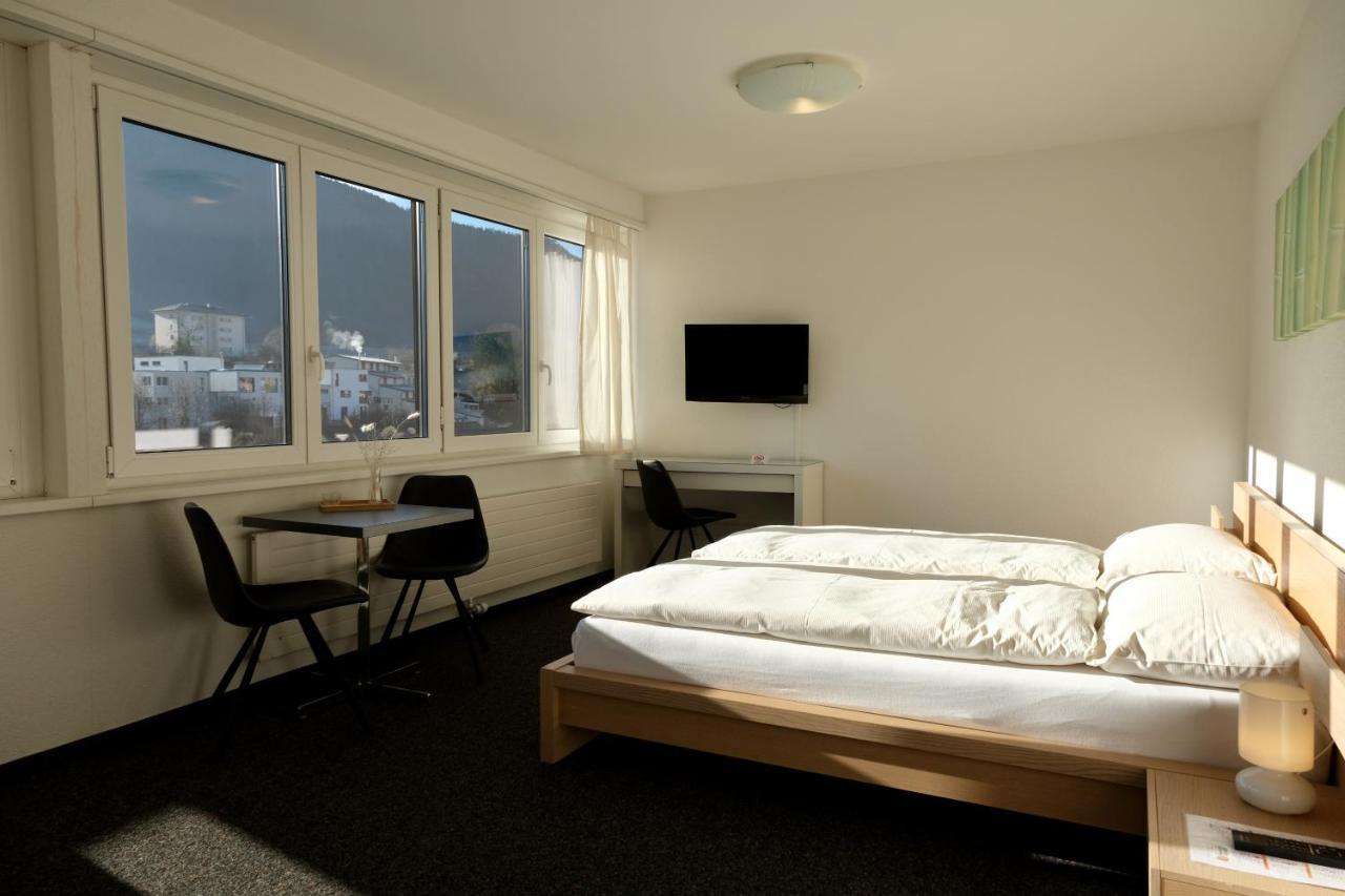 מוטייה Hotel Oasis מראה חיצוני תמונה