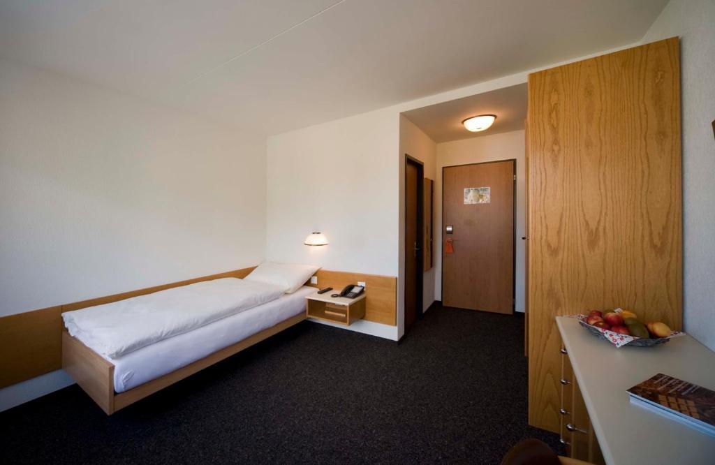 מוטייה Hotel Oasis חדר תמונה