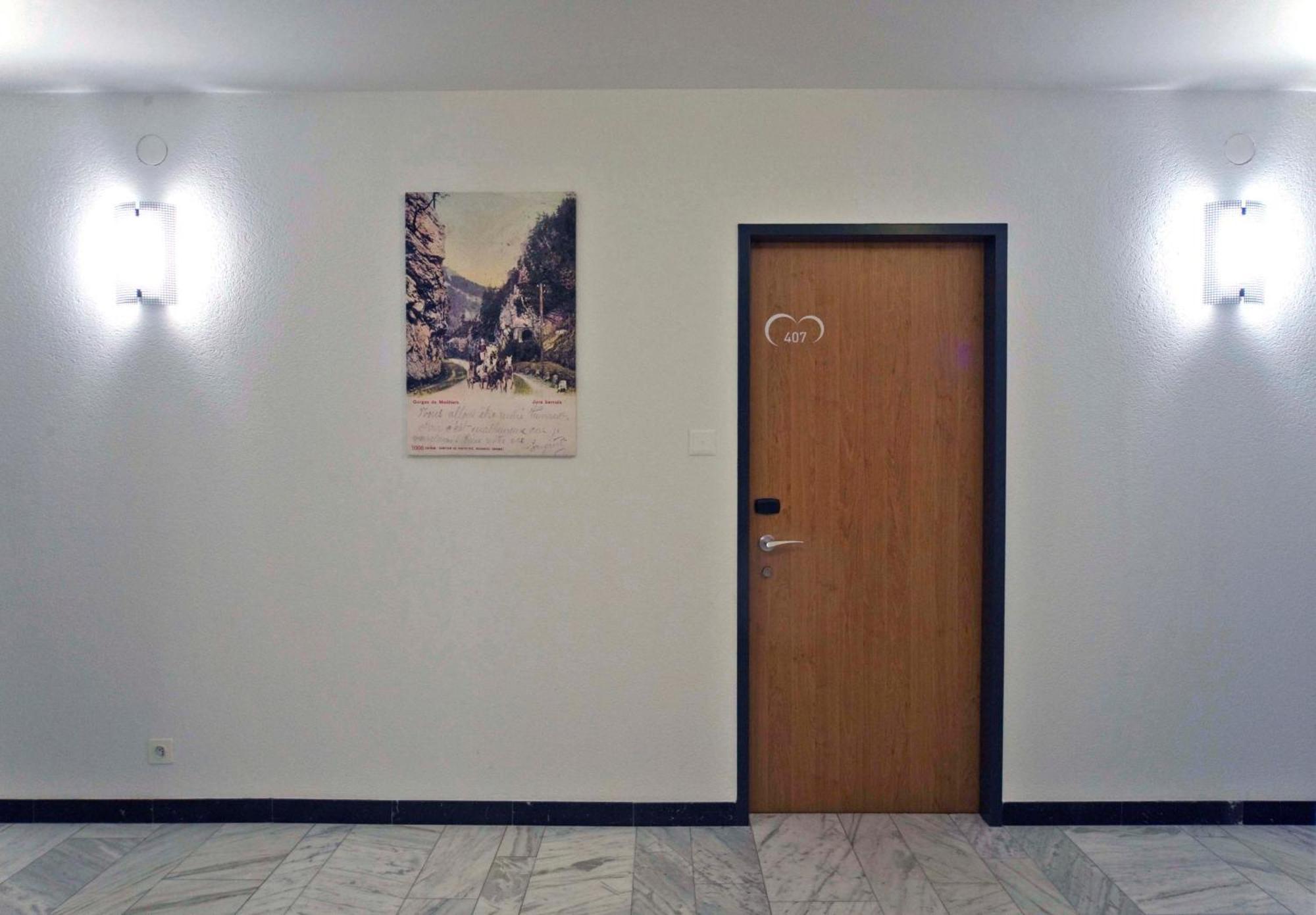 מוטייה Hotel Oasis מראה חיצוני תמונה